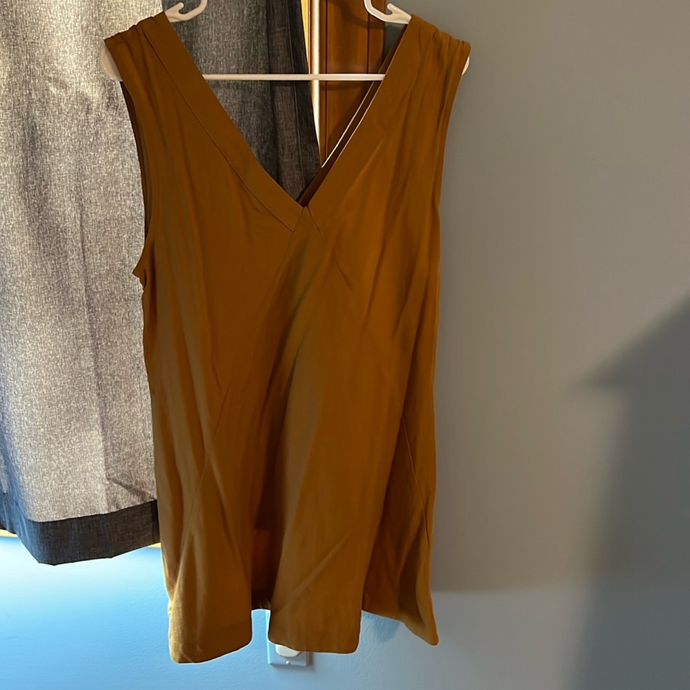 Sleeveless dress M